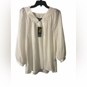 New with tags Slim Factor by Investments white blouse in size XL